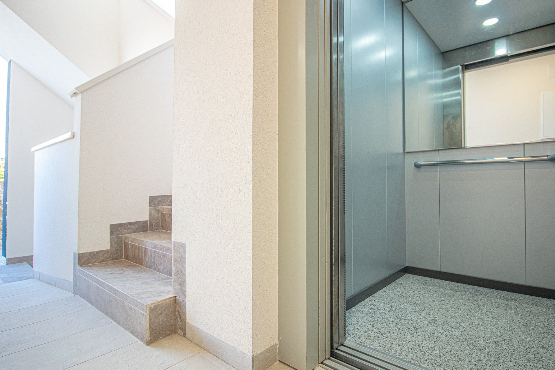 Revente - Appartement -
Los Altos