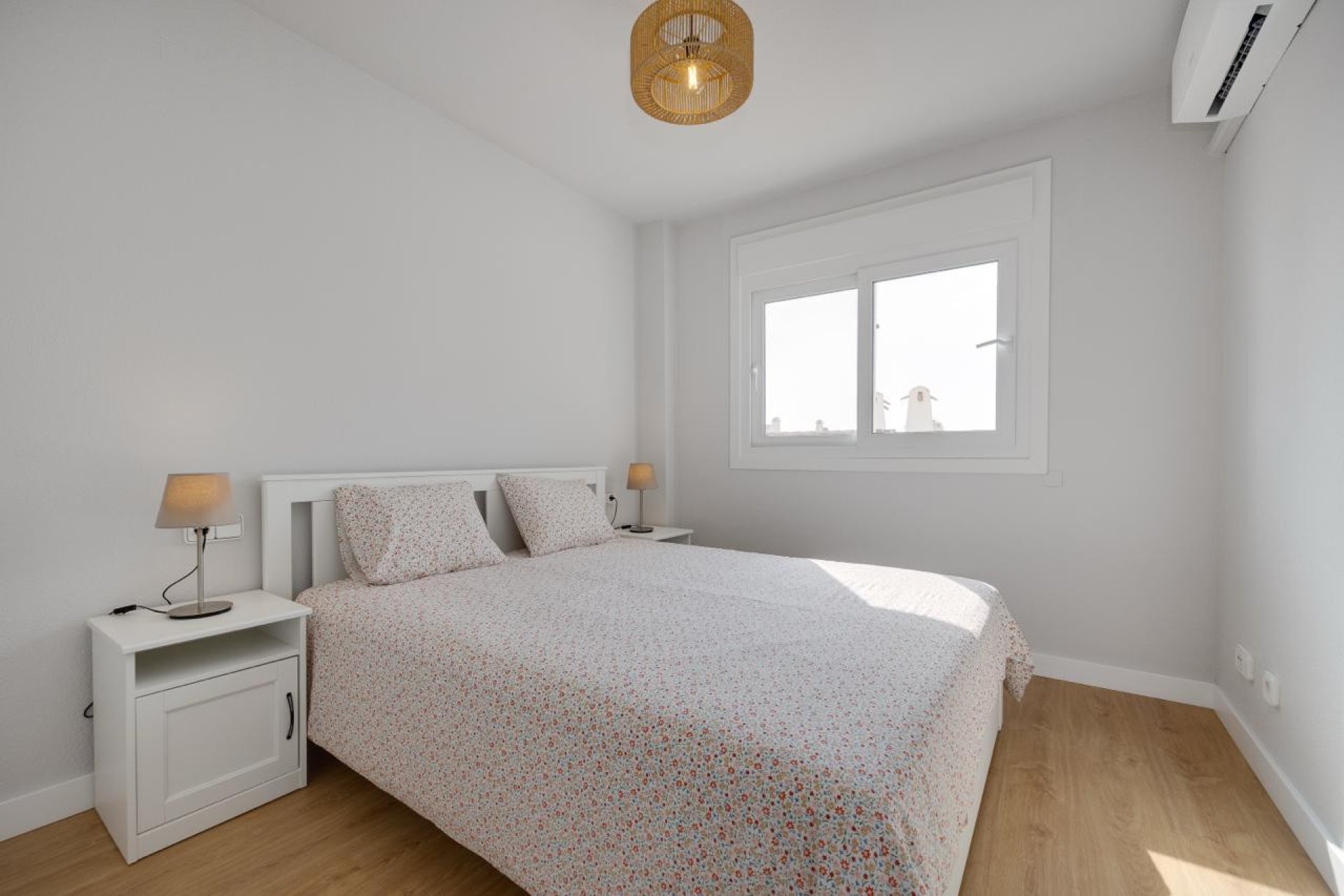 Revente - Appartement -
Orihuela Costa - Aguamarinas