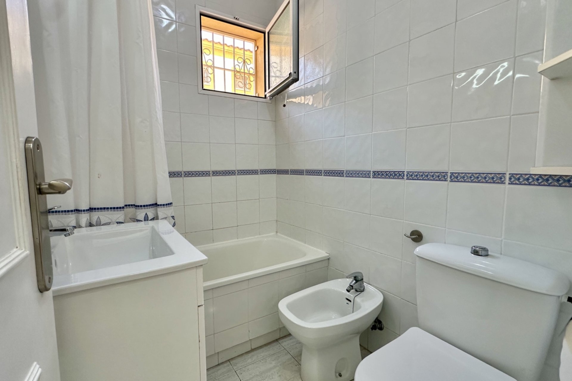 Revente - Appartement -
Orihuela Costa - Playa Flamenca