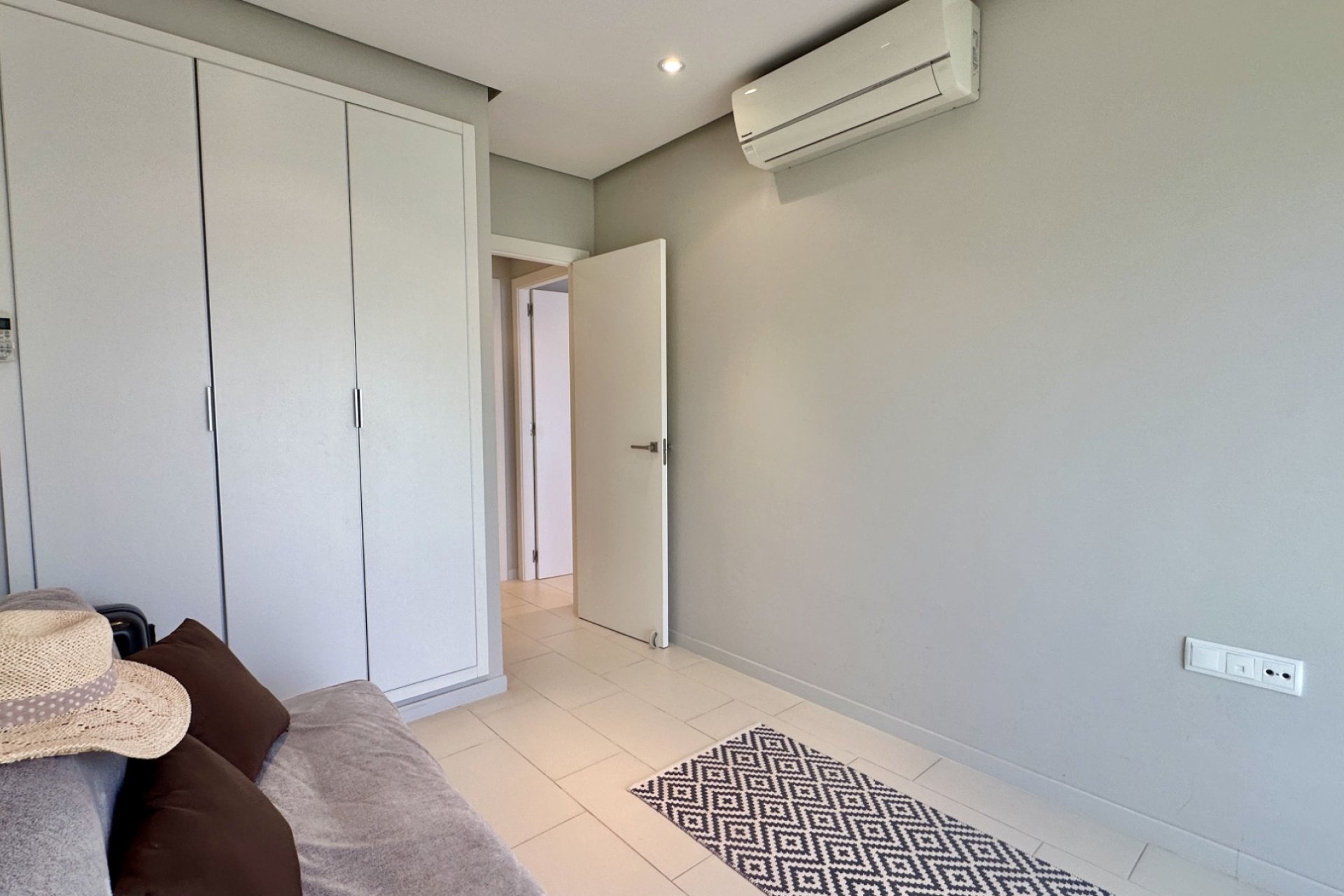 Revente - Appartement -
Orihuela Costa - Villamartin