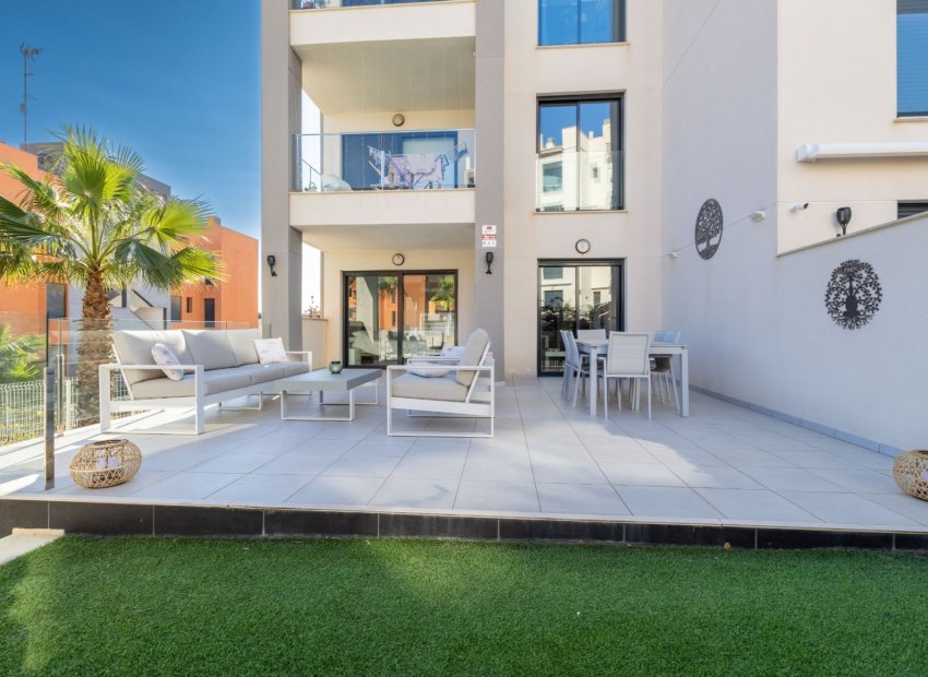 Revente - Appartement -
Orihuela Costa - Villamartin