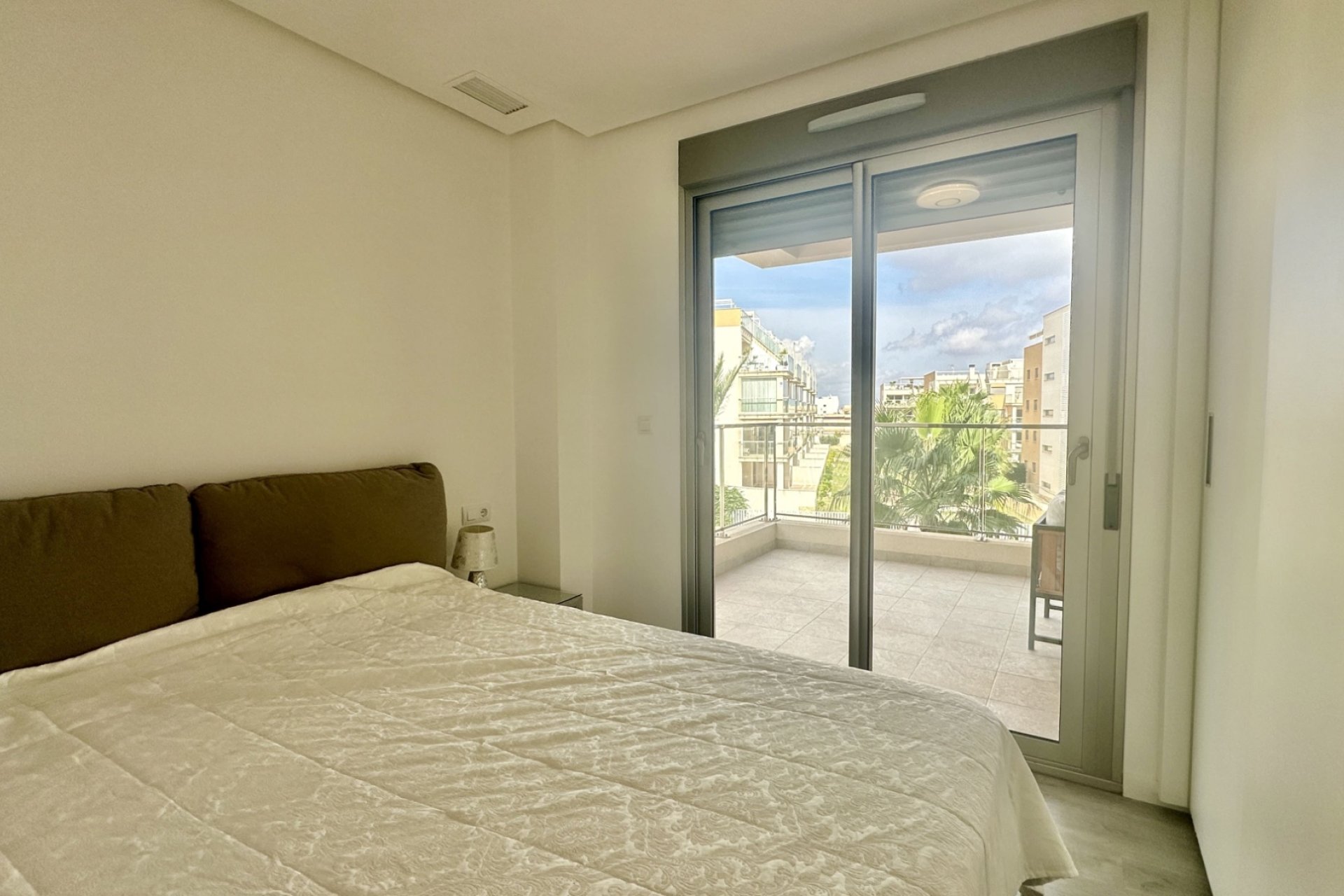 Revente - Appartement -
Orihuela Costa - Villamartin