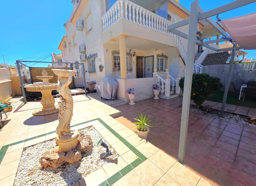 Revente - Appartement -
Orihuela Costa - Villamartin