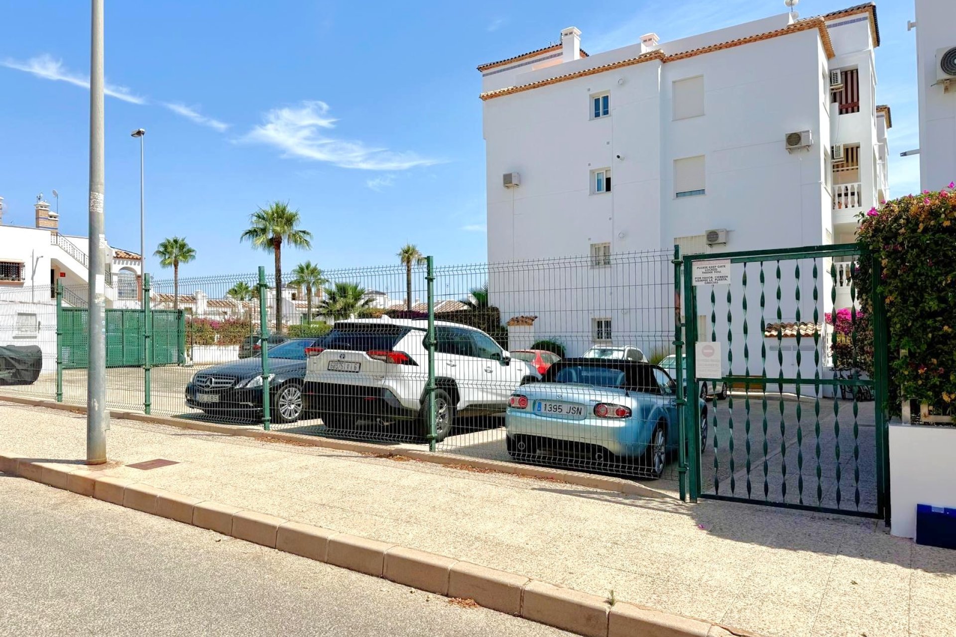 Revente - Appartement -
Orihuela Costa - Villamartin