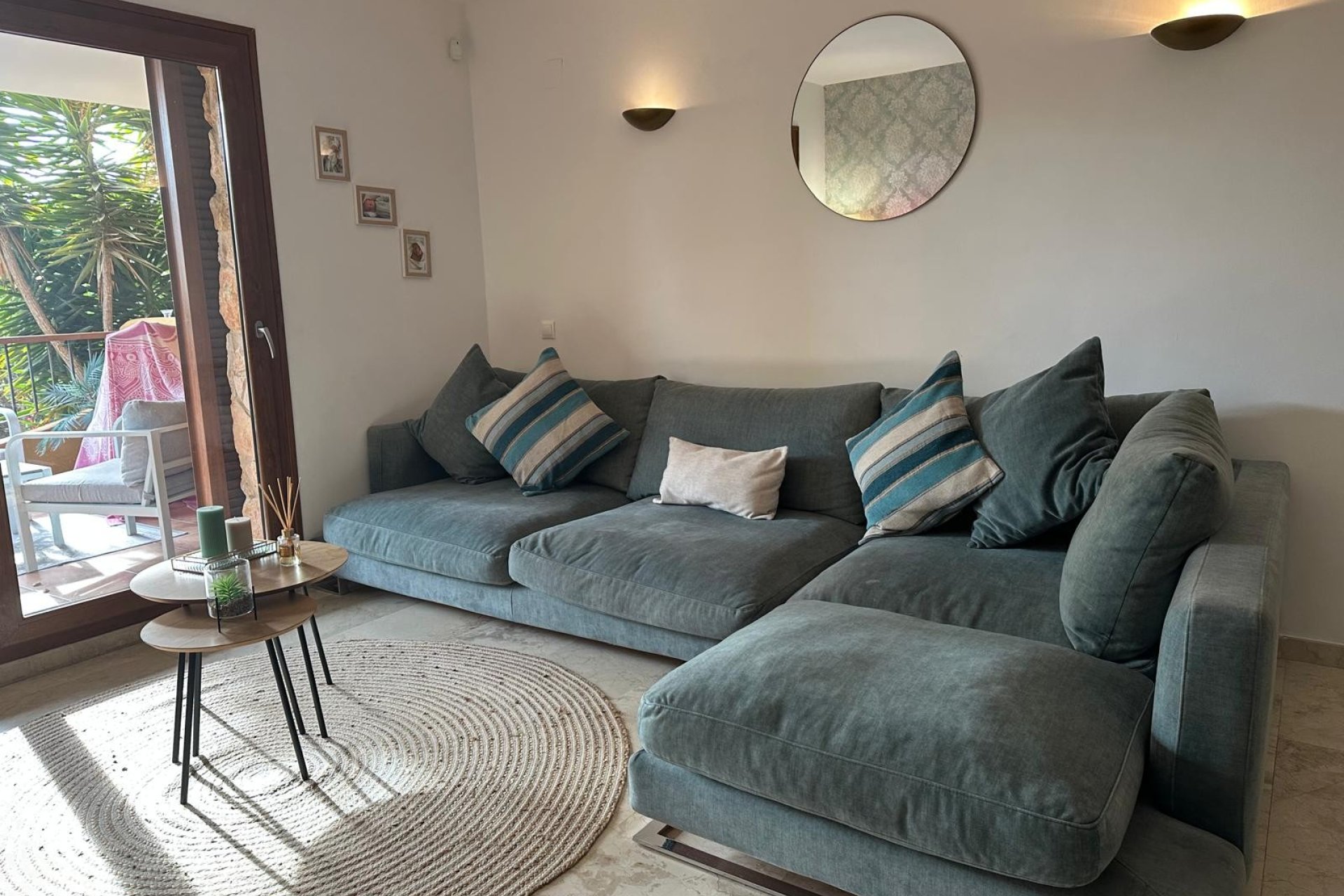 Revente - Appartement -
Punta Prima