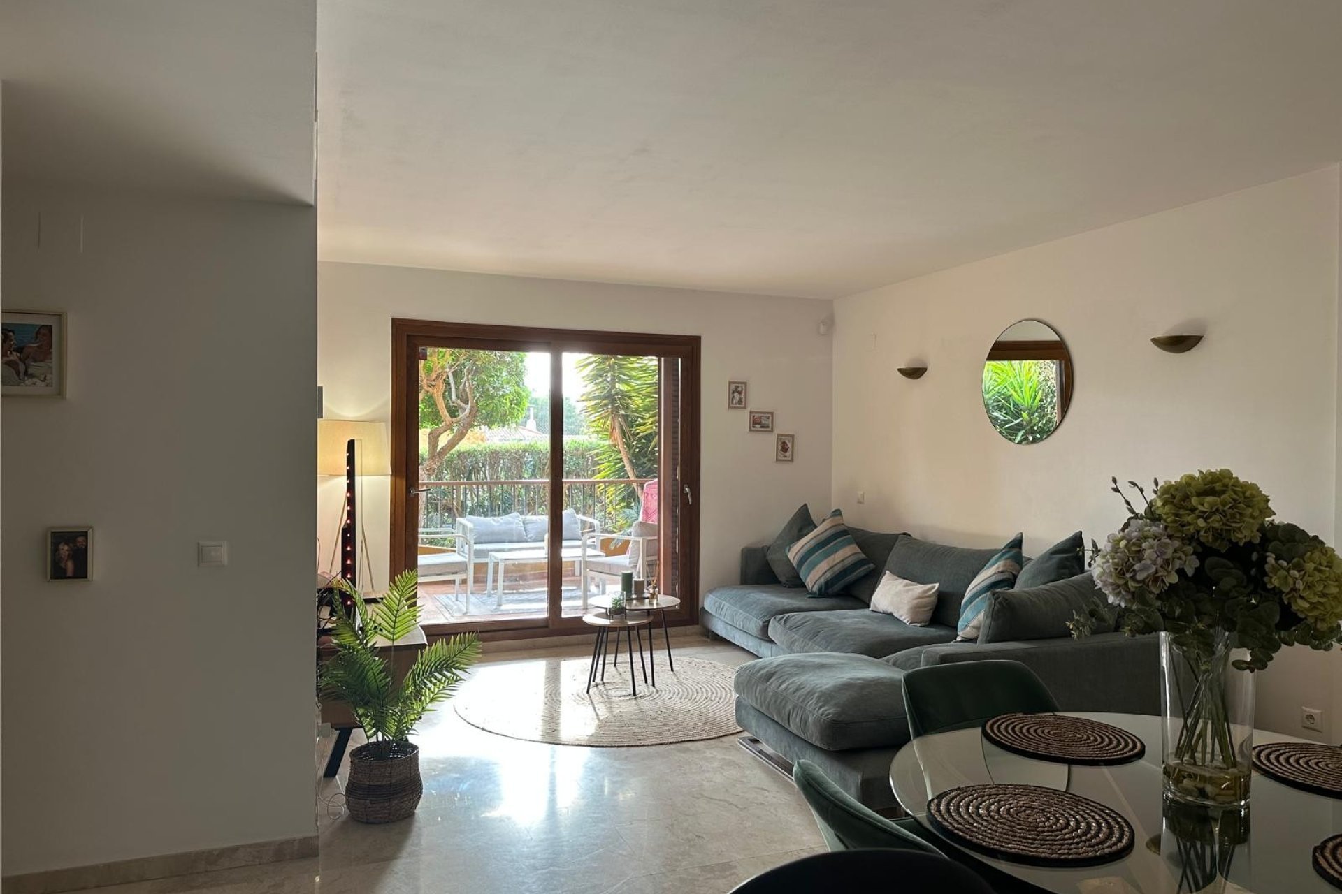 Revente - Appartement -
Punta Prima