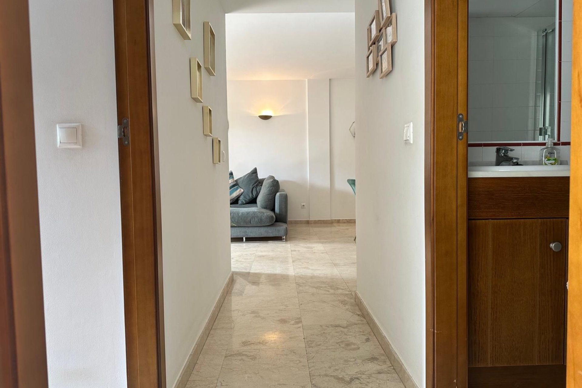 Revente - Appartement -
Punta Prima