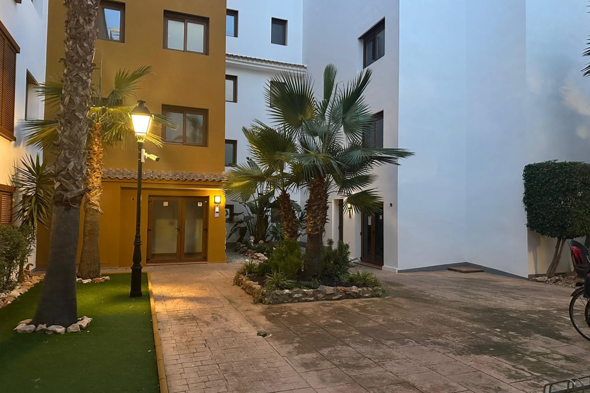 Revente - Appartement -
Punta Prima