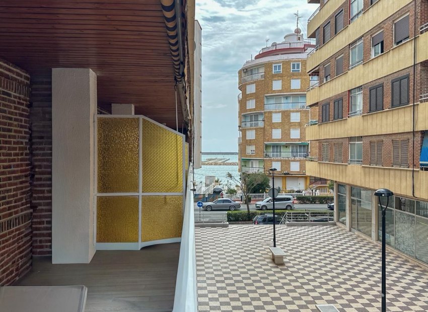 Revente - Appartement -
Torrevieja - El Acequión - Los Náufragos