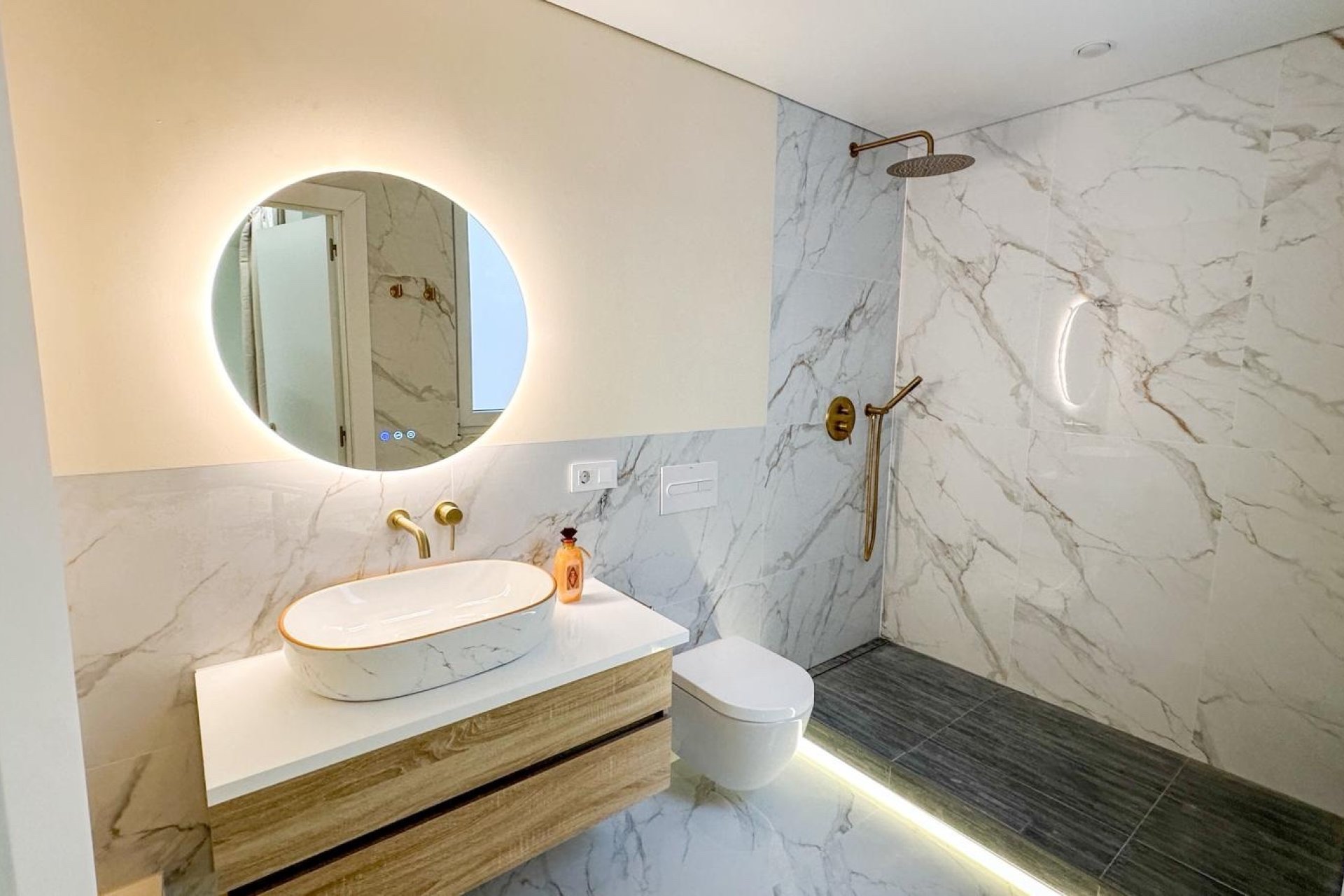 Revente - Appartement -
Torrevieja - El Acequión - Los Náufragos