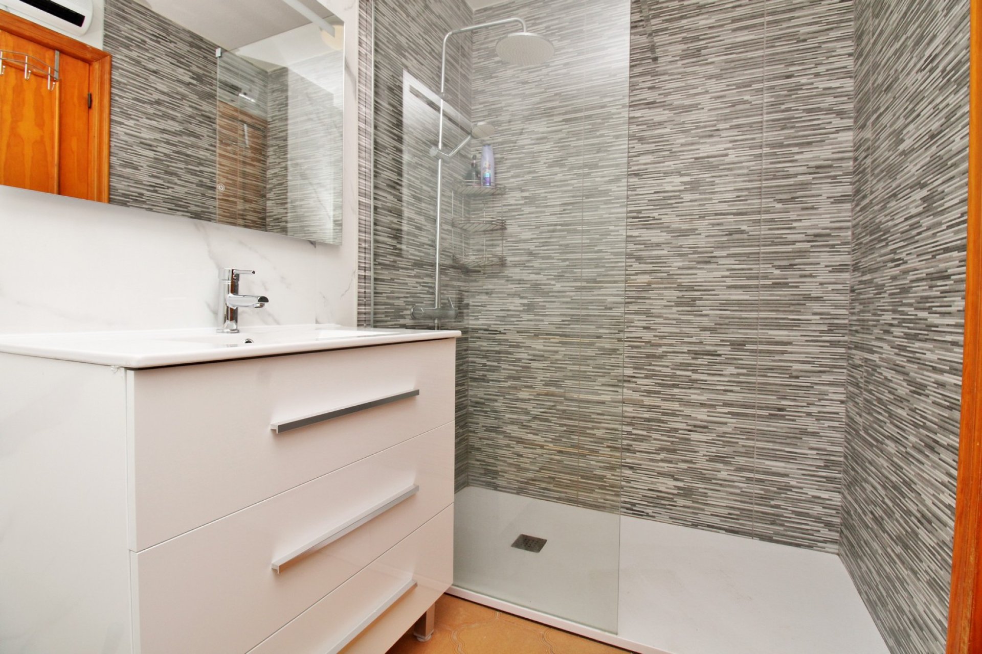 Revente - Appartement -
Villamartín - Villamartin