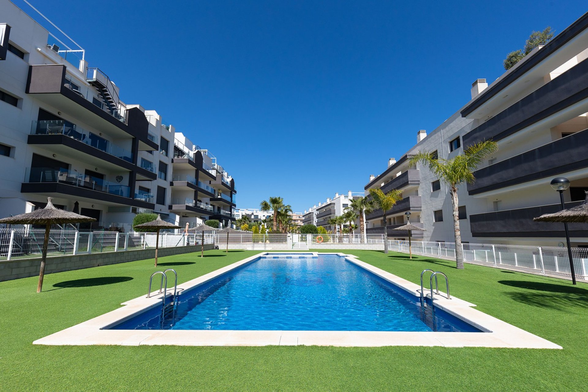 Revente - Appartement -
Villamartín - Villamartin