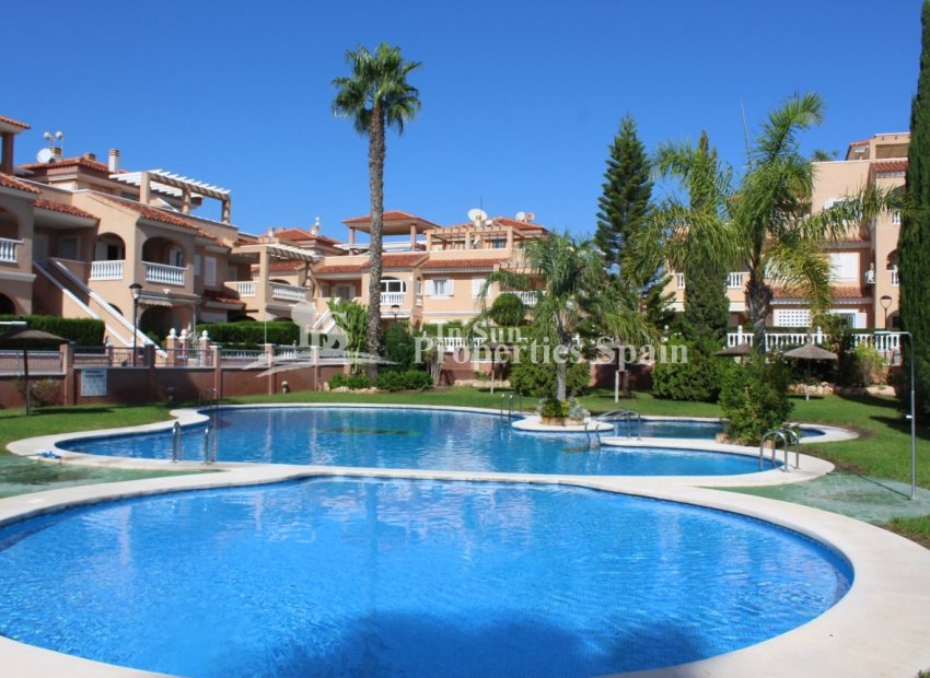 Revente - Attique -
Orihuela Costa - Playa Flamenca