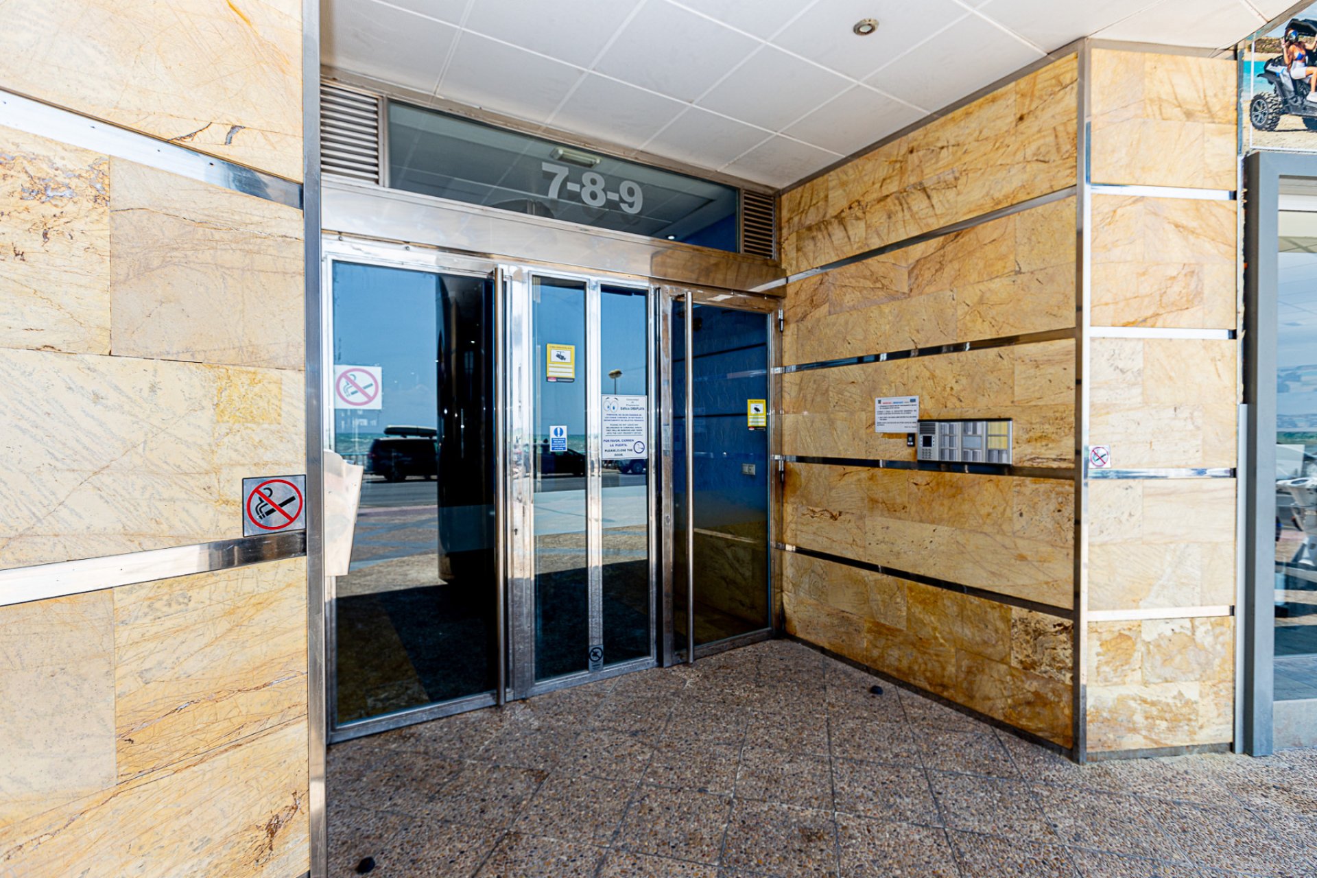 Revente - Attique -
Torrevieja - Playa de los Locos