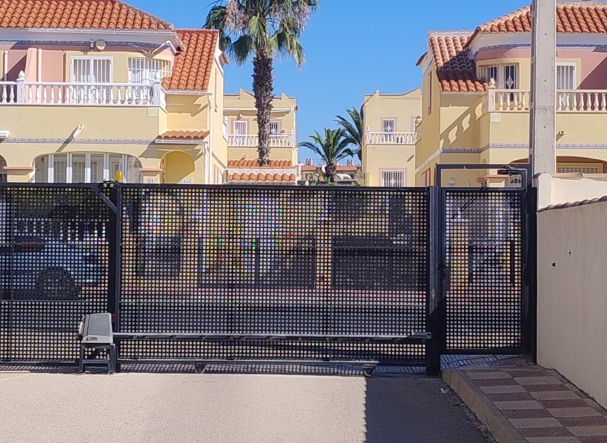 Revente - Bungalow -
Orihuela Costa - Lomas de Cabo Roig