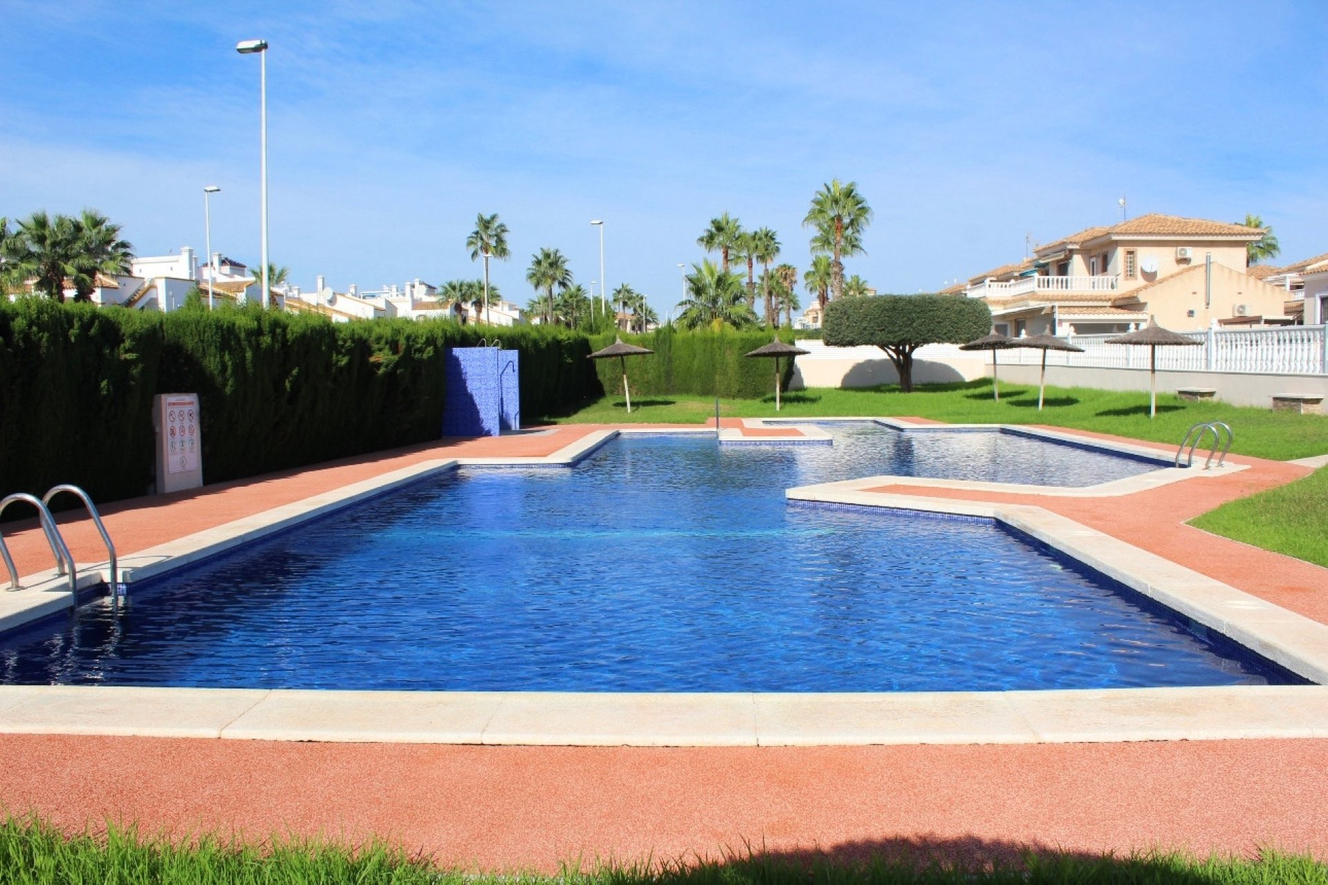 Revente - Bungalow -
Orihuela Costa - Villamartin Los Dolses