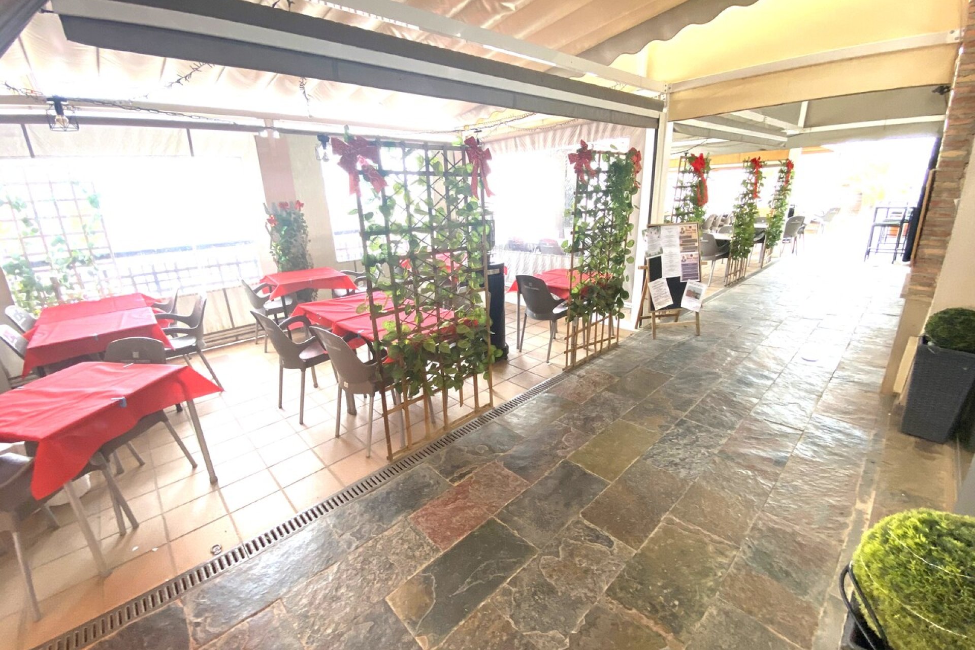 Revente - Commercial -
Algorfa - Inland