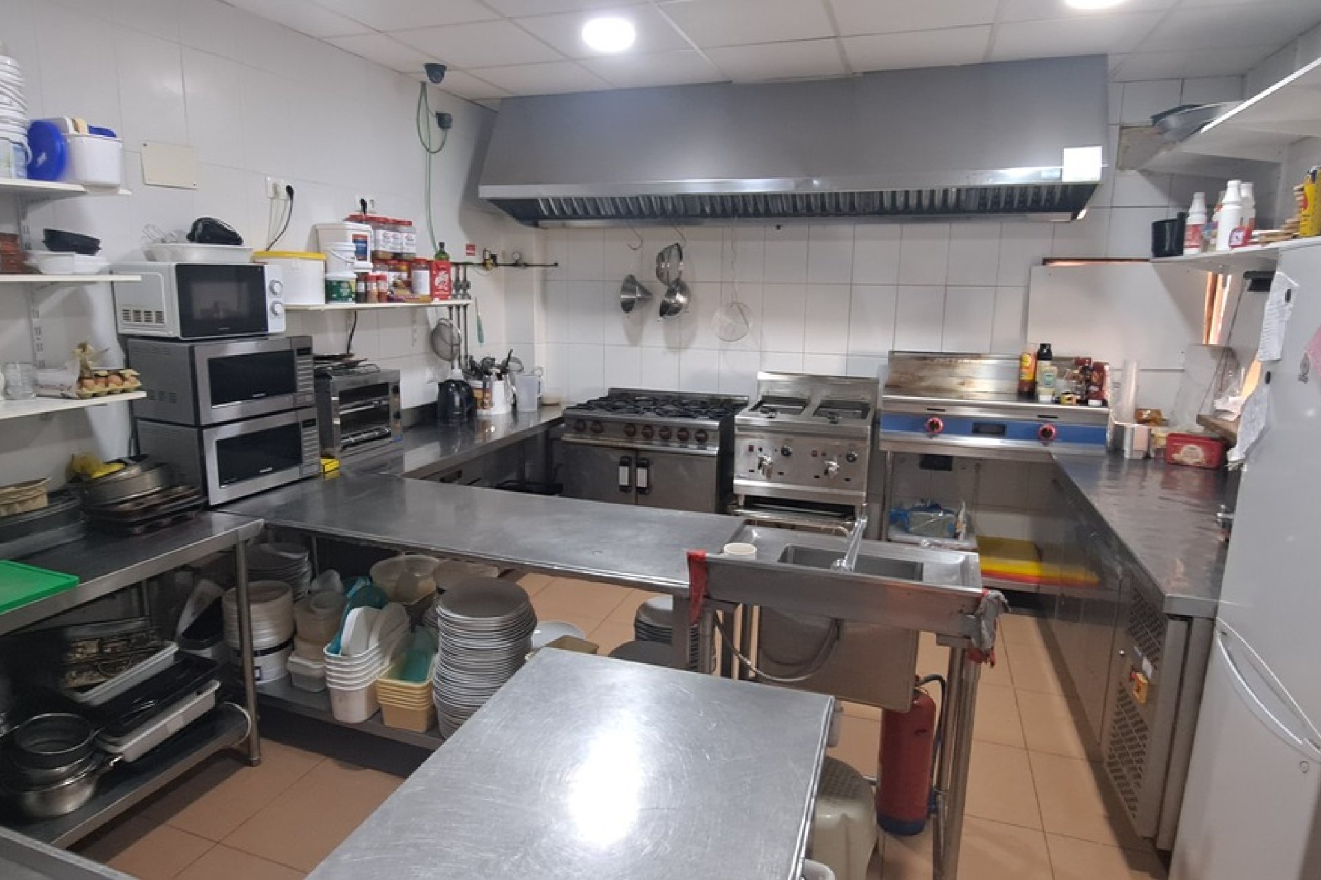 Revente - Commercial -
Villamartín - Orihuela Costa