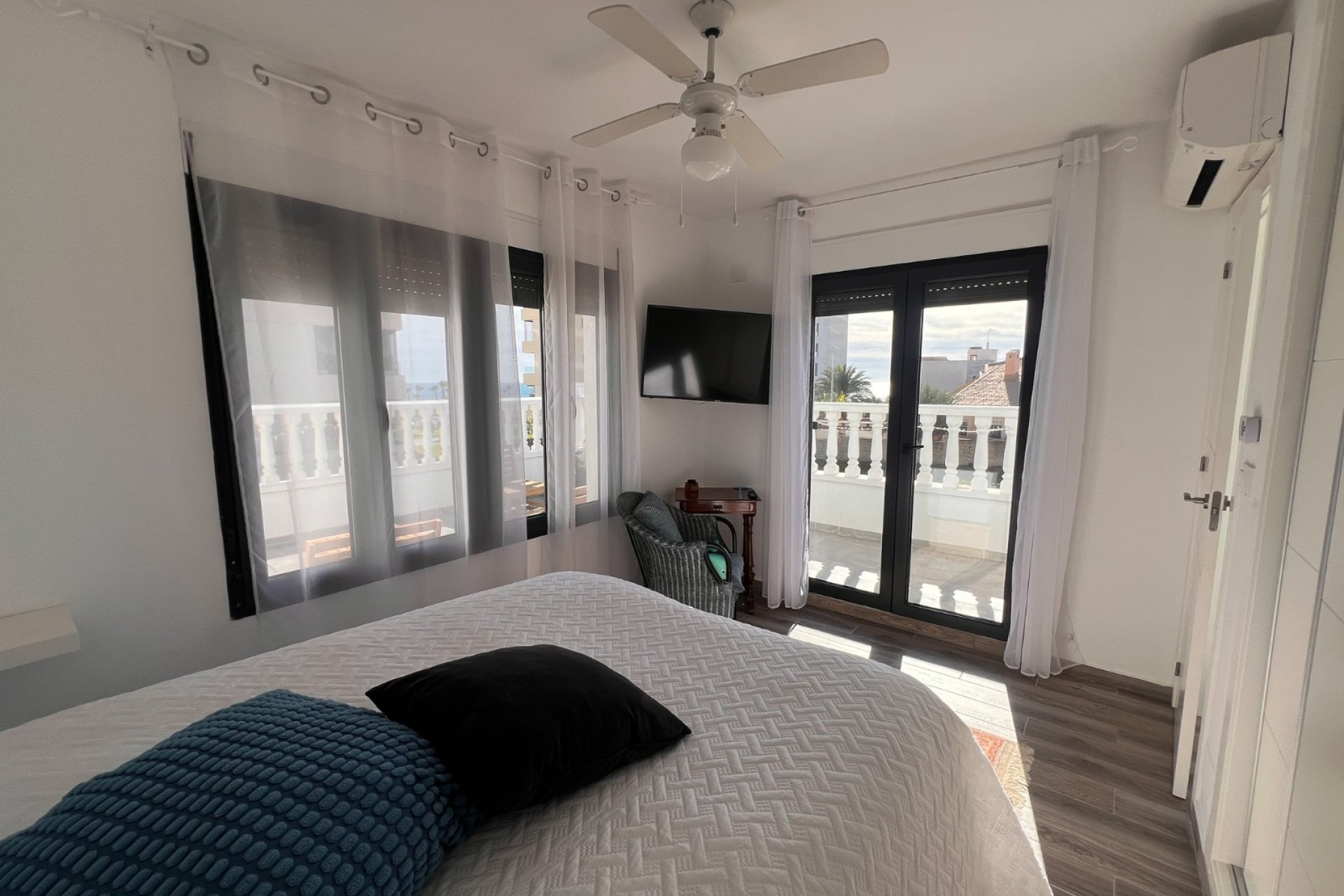 Revente - Maison de ville -
Orihuela Costa - Punta Prima