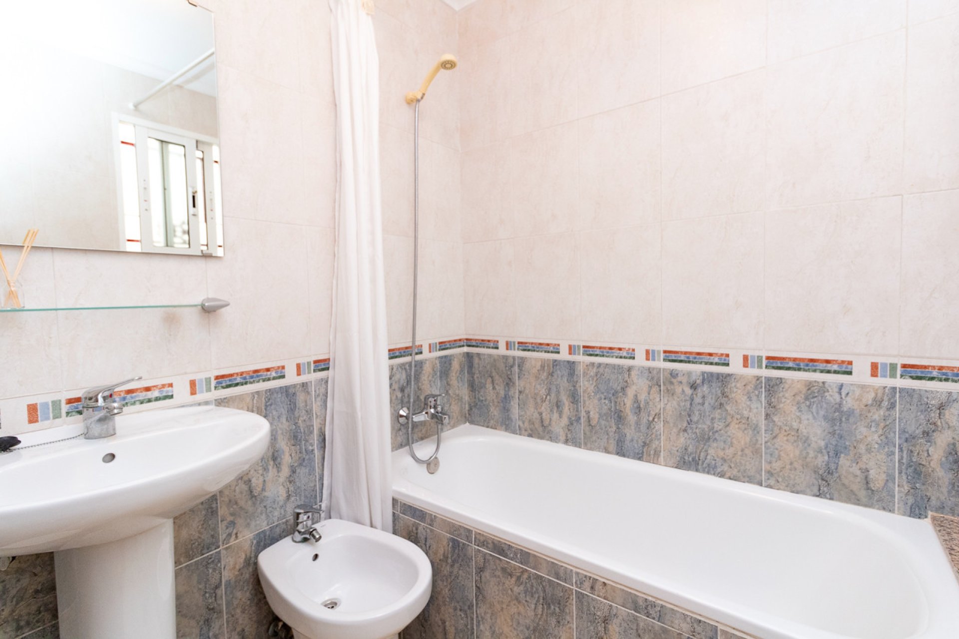 Revente - Maison de ville -
Playa Flamenca