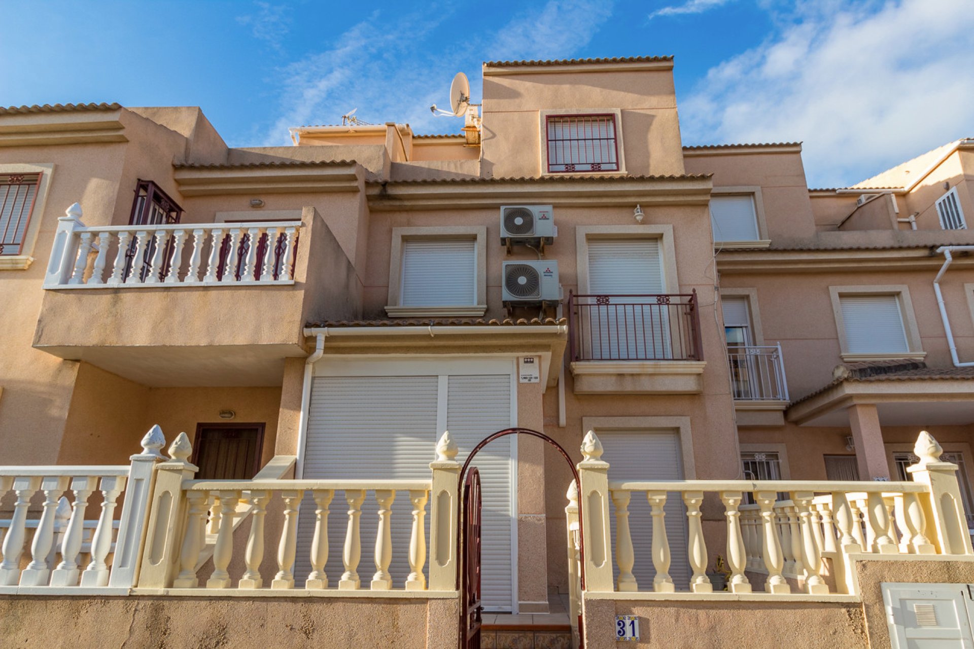 Revente - Maison de ville -
Playa Flamenca