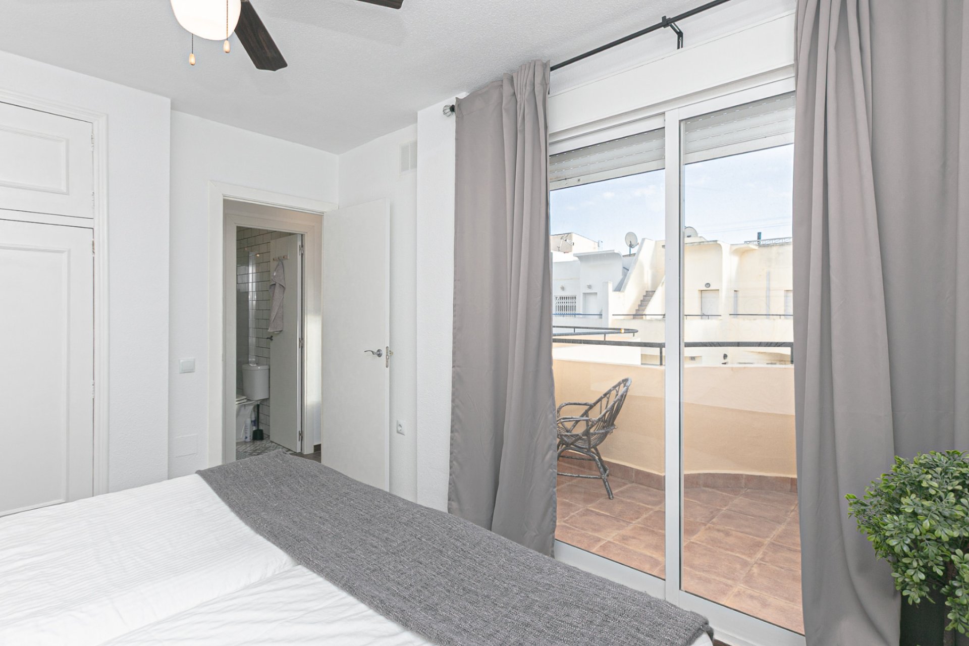 Revente - Maison de ville -
Torrevieja - Torretas