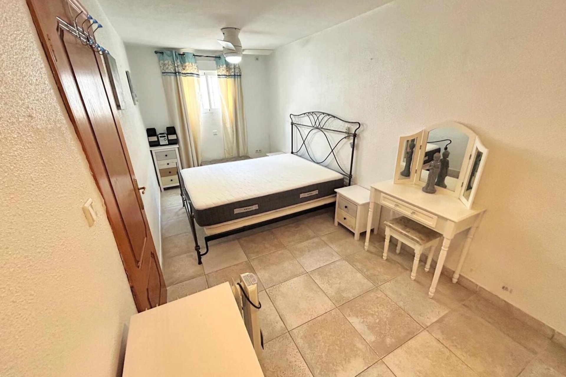 Revente - Maison de ville -
Villamartín - Costa Blanca