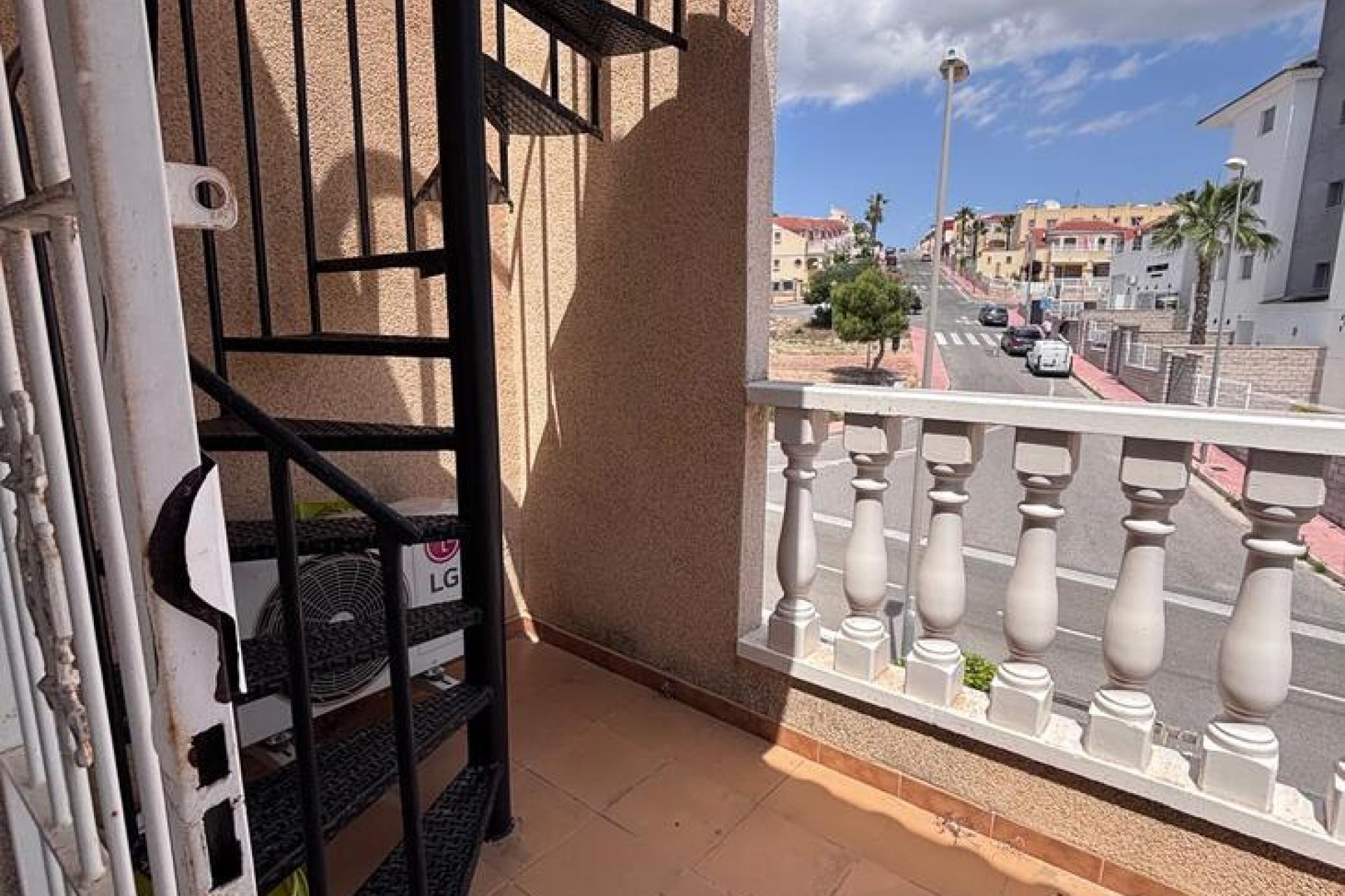 Revente - Maison de ville -
Villamartín - Costa Blanca