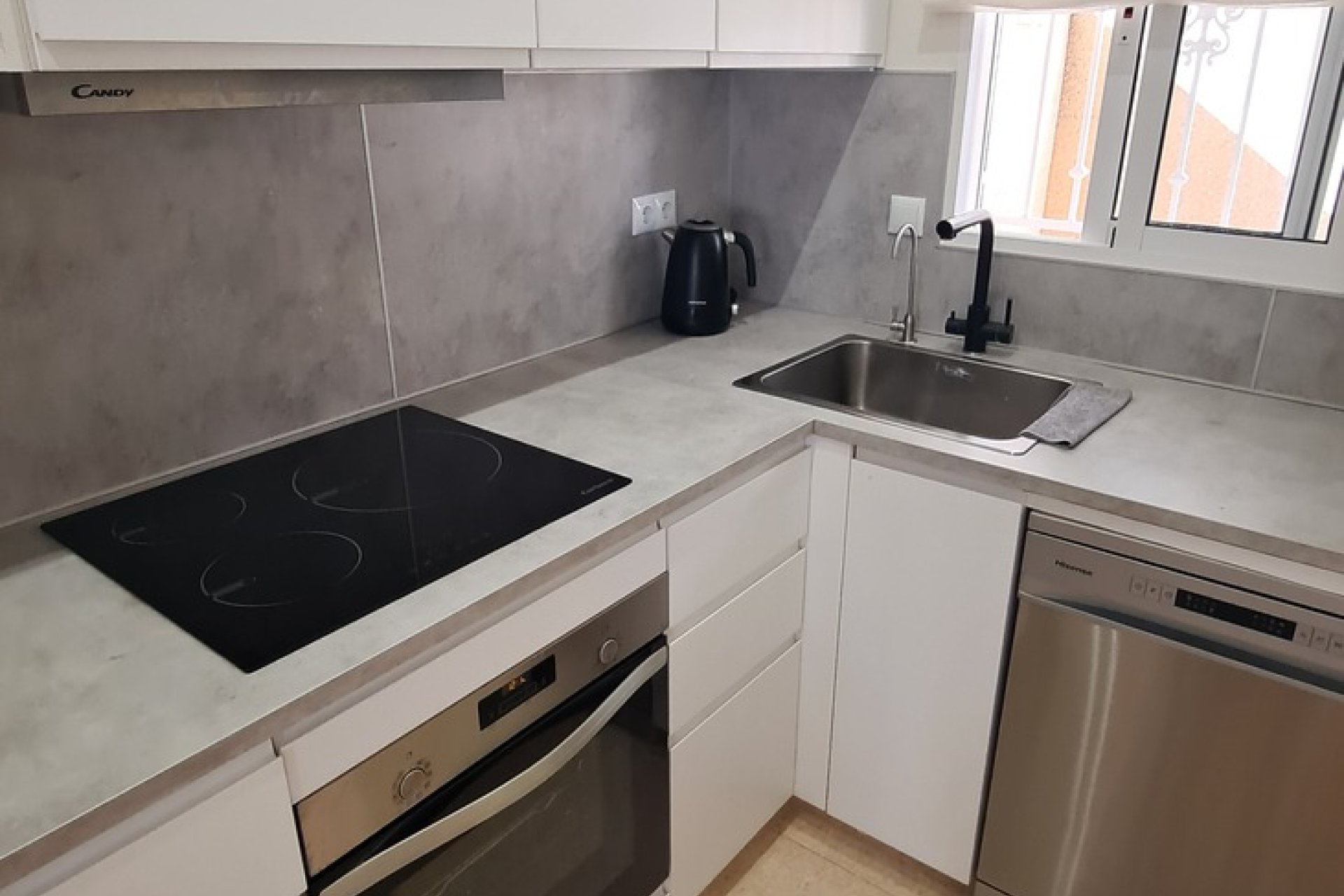 Revente - Maison de ville -
Villamartín - Las Filipinas