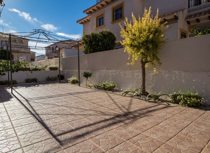 Revente - Quad House -
La Zenia - Villas San Jose