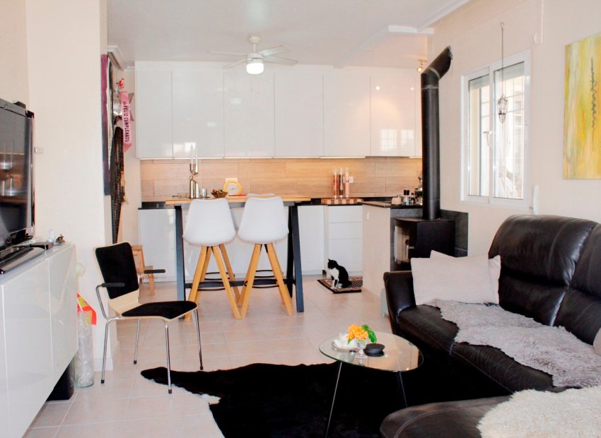 Revente - Quad House -
Villamartín - PAU 8