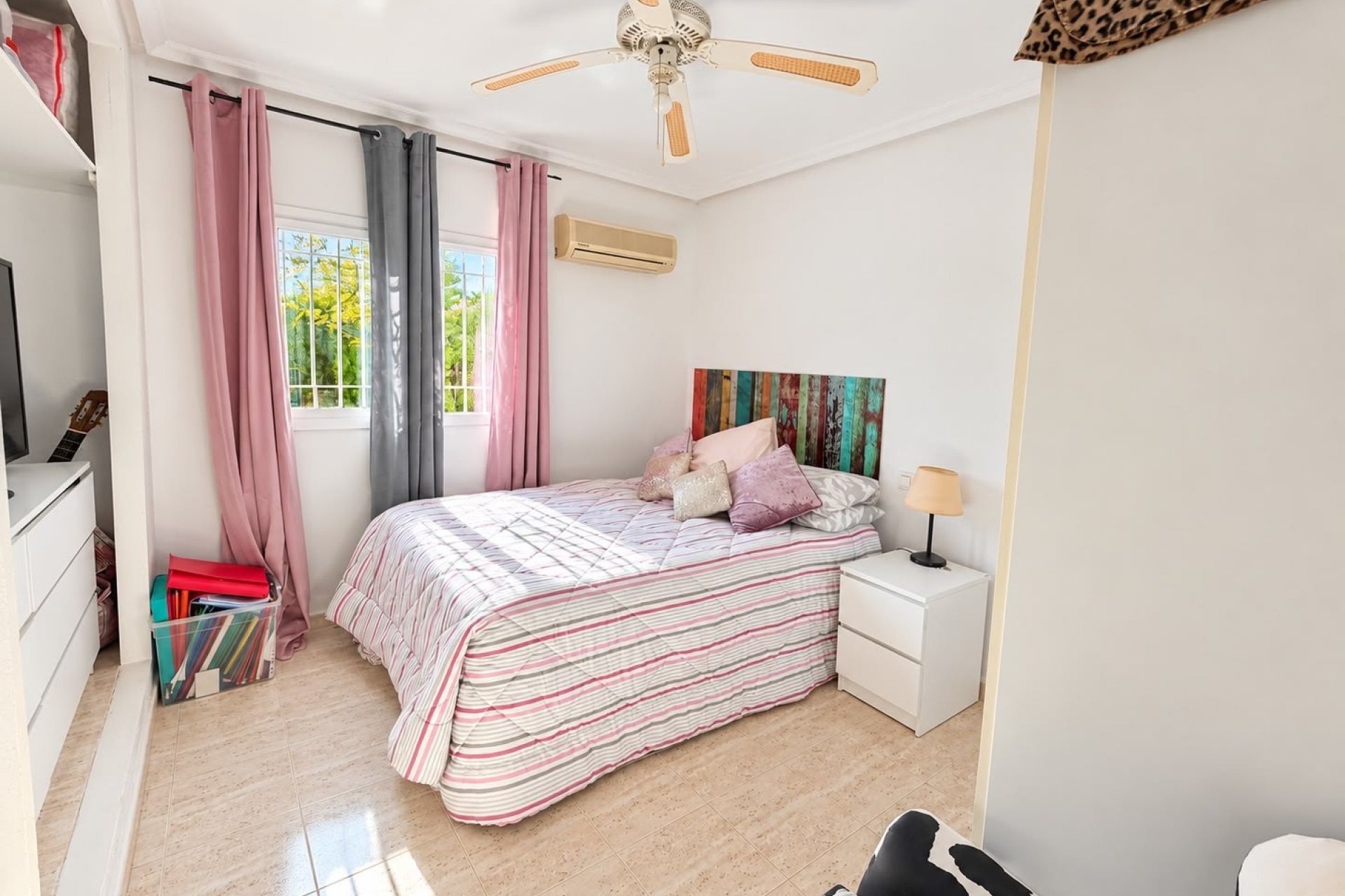 Revente - Semi - Detached Villa -
Alicante - La Florida