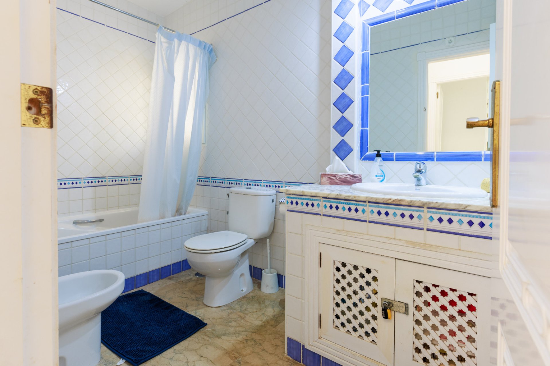 Revente - Semi - Detached Villa -
Las Ramblas