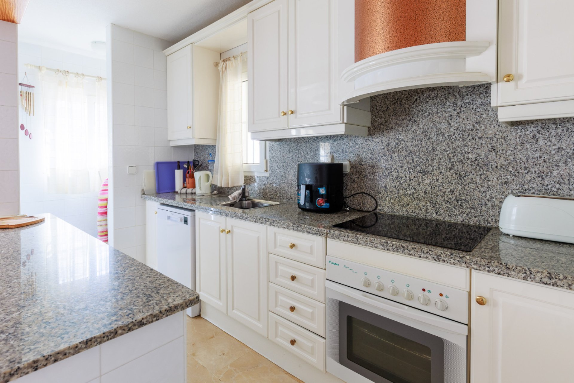 Revente - Semi - Detached Villa -
Las Ramblas