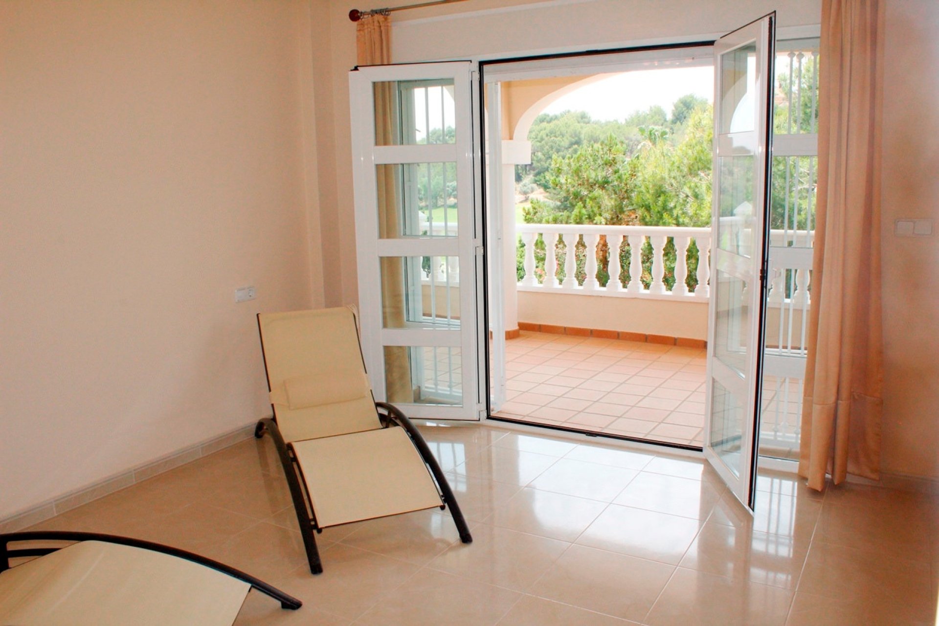 Revente - Villa -
Campoamor