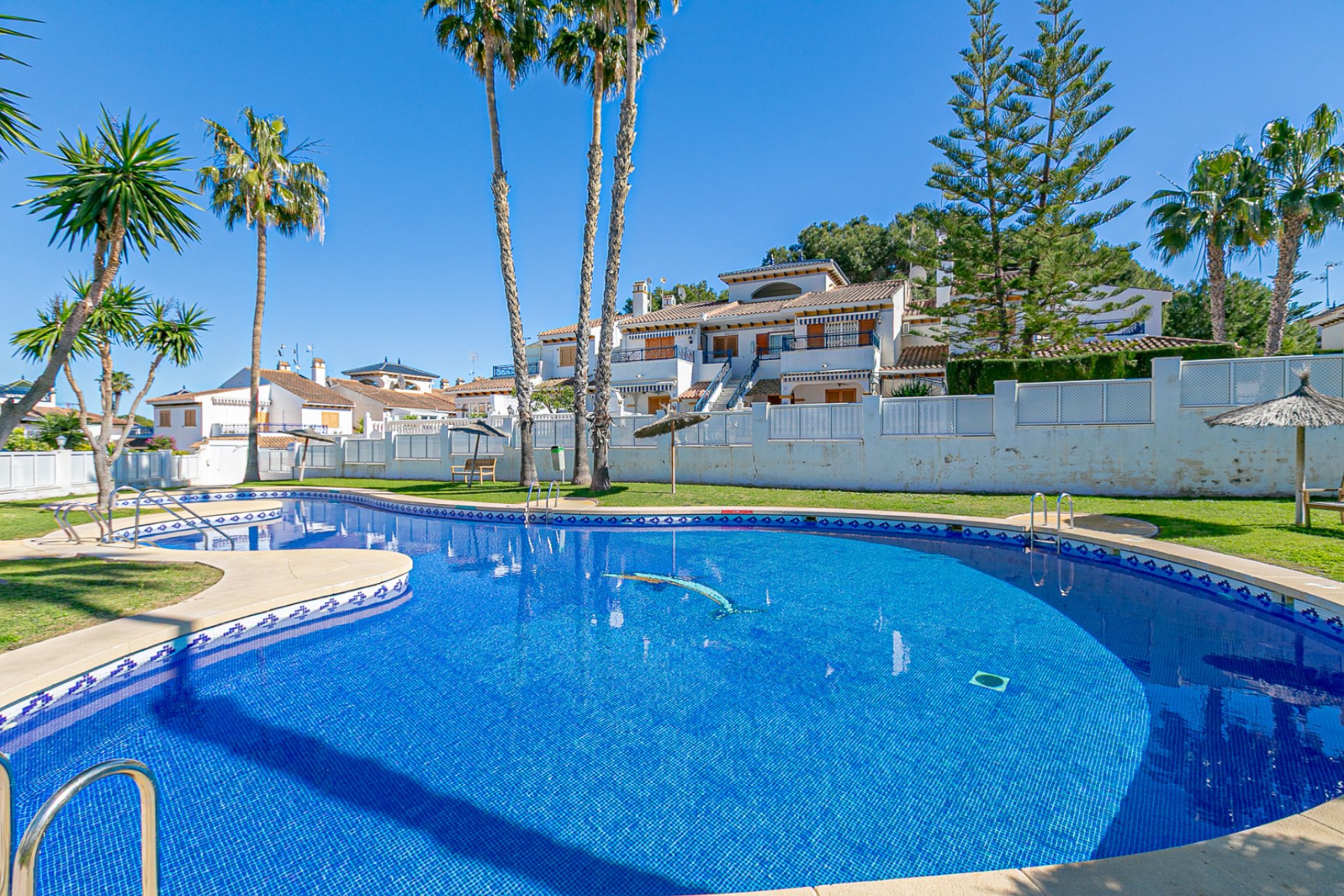 Revente - Villa -
Mil Palmeras - Riomar