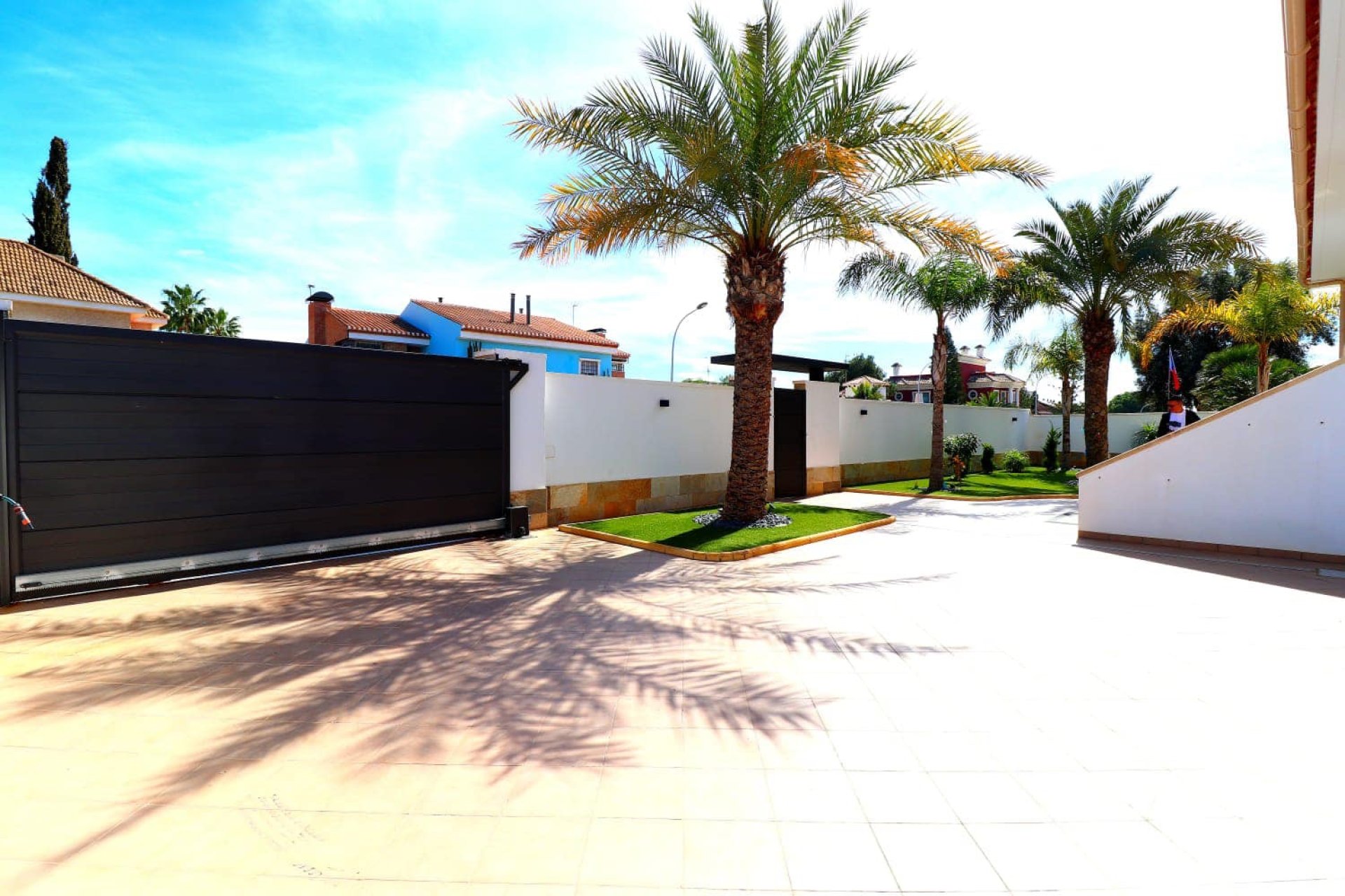 Revente - Villa -
Orihuela Costa - Campoamor