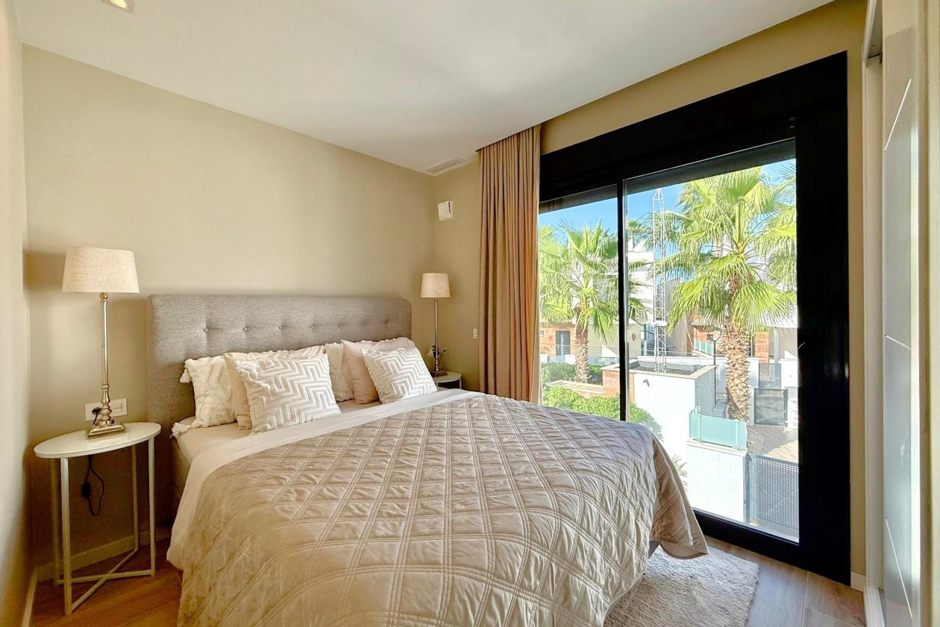 Revente - Villa -
Orihuela Costa - Lomas de Cabo Roig