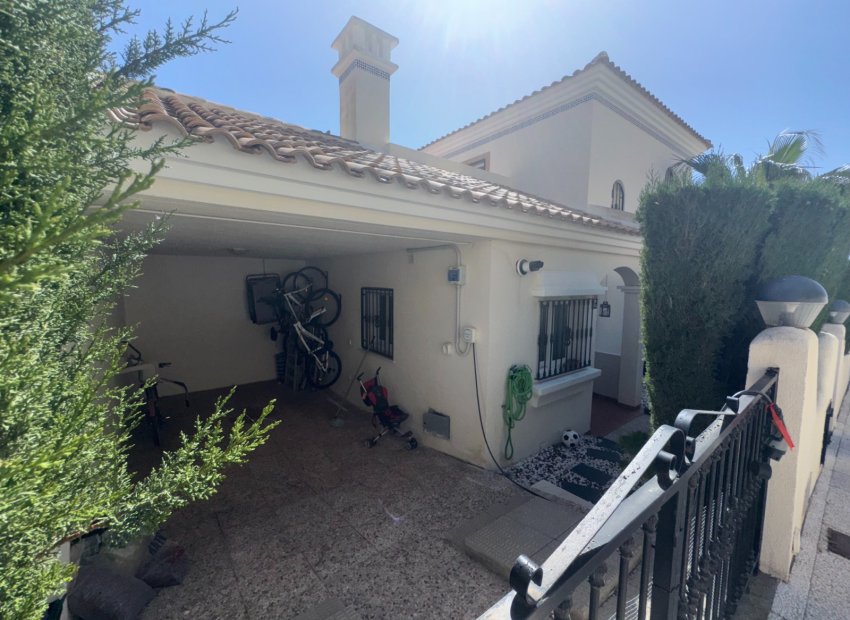 Revente - Villa -
Orihuela Costa - Lomas De Campoamor-las Ramblas