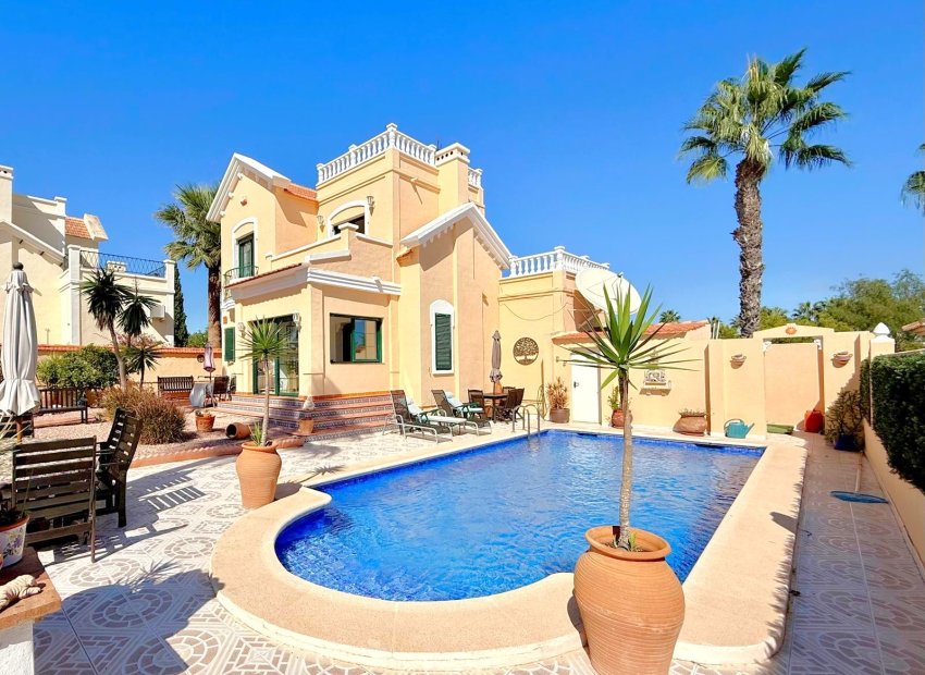 Revente - Villa -
Orihuela Costa - Los Dolses