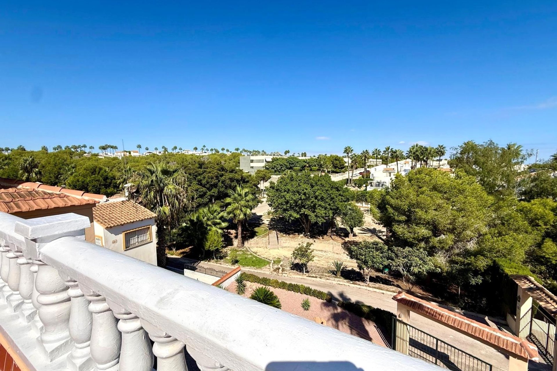 Revente - Villa -
Orihuela Costa - Los Dolses