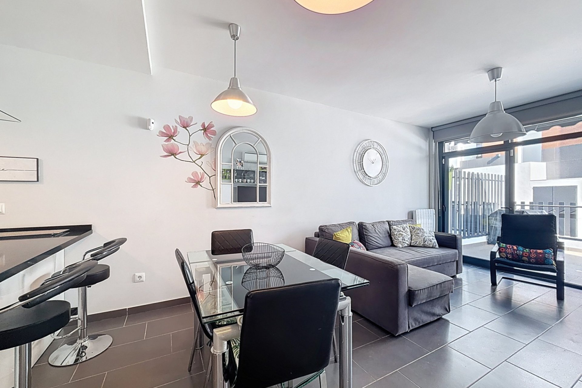 Revente - Villa -
Orihuela Costa - Villamartin