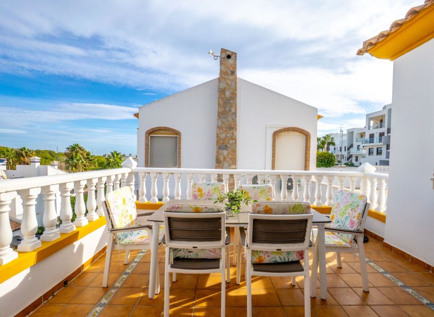 Revente - Villa -
Orihuela Costa - Villamartin