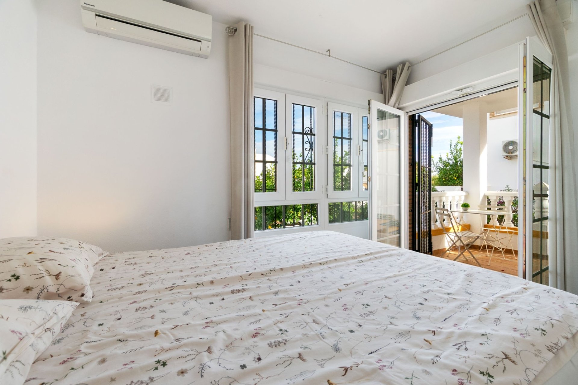 Revente - Villa -
Orihuela Costa - Villamartin