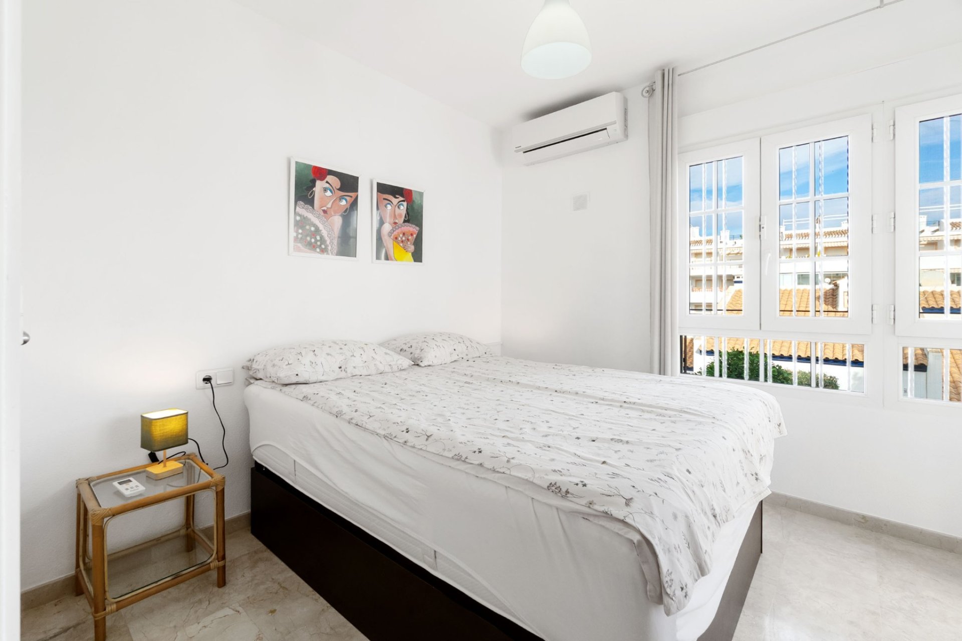 Revente - Villa -
Orihuela Costa - Villamartin