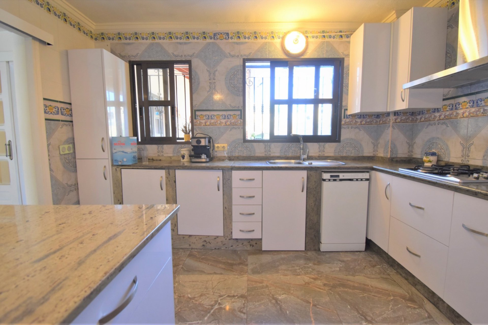 Revente - Villa -
Orihuela Costa - Villamartin