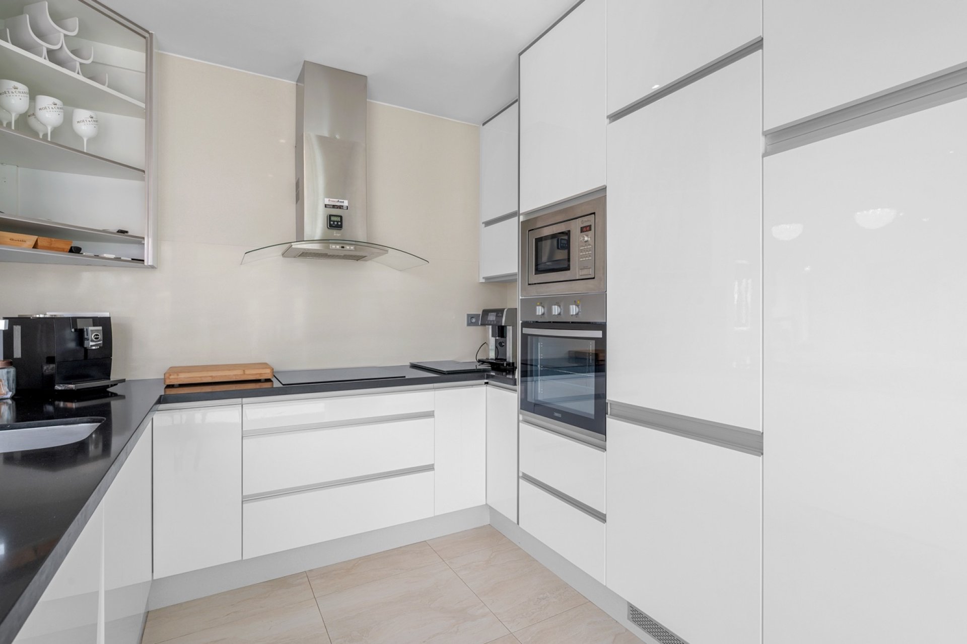 Revente - Villa -
Orihuela Costa - Villamartin