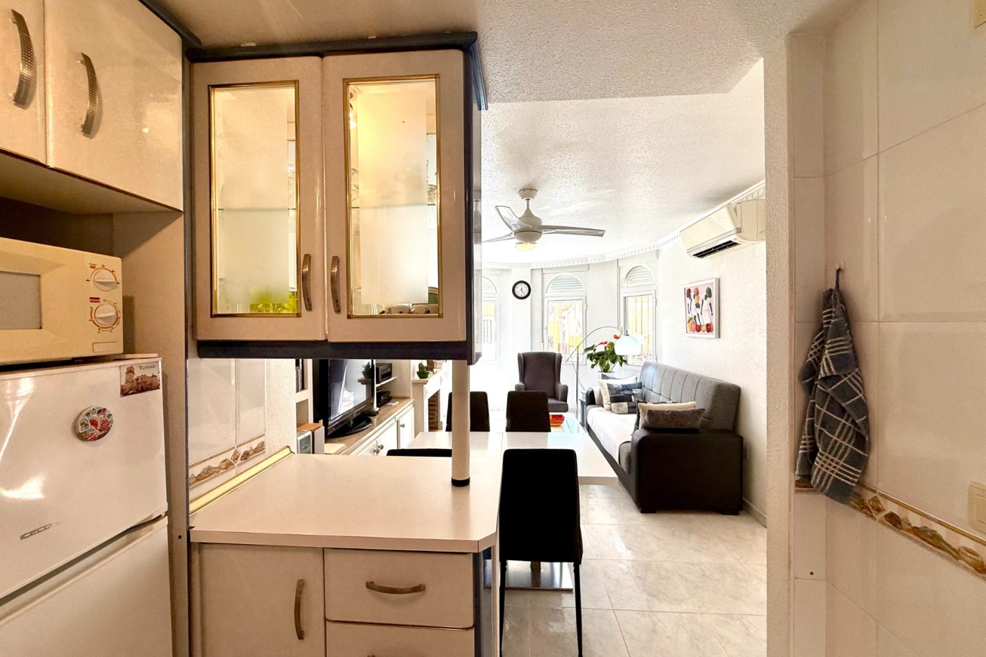 Revente - Villa -
Orihuela Costa - Villamartin