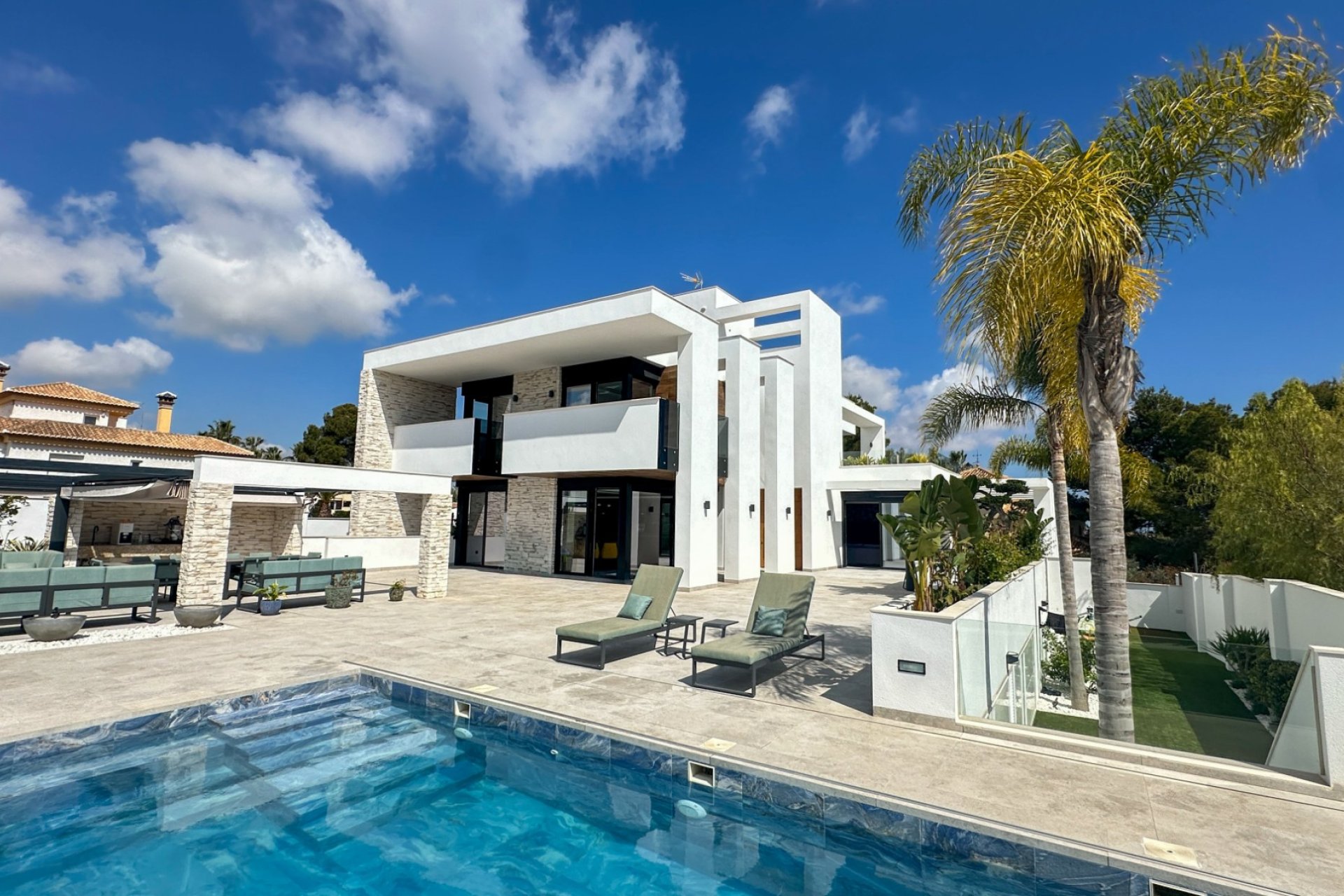Revente - Villa -
Orihuela Costa - Villamartin