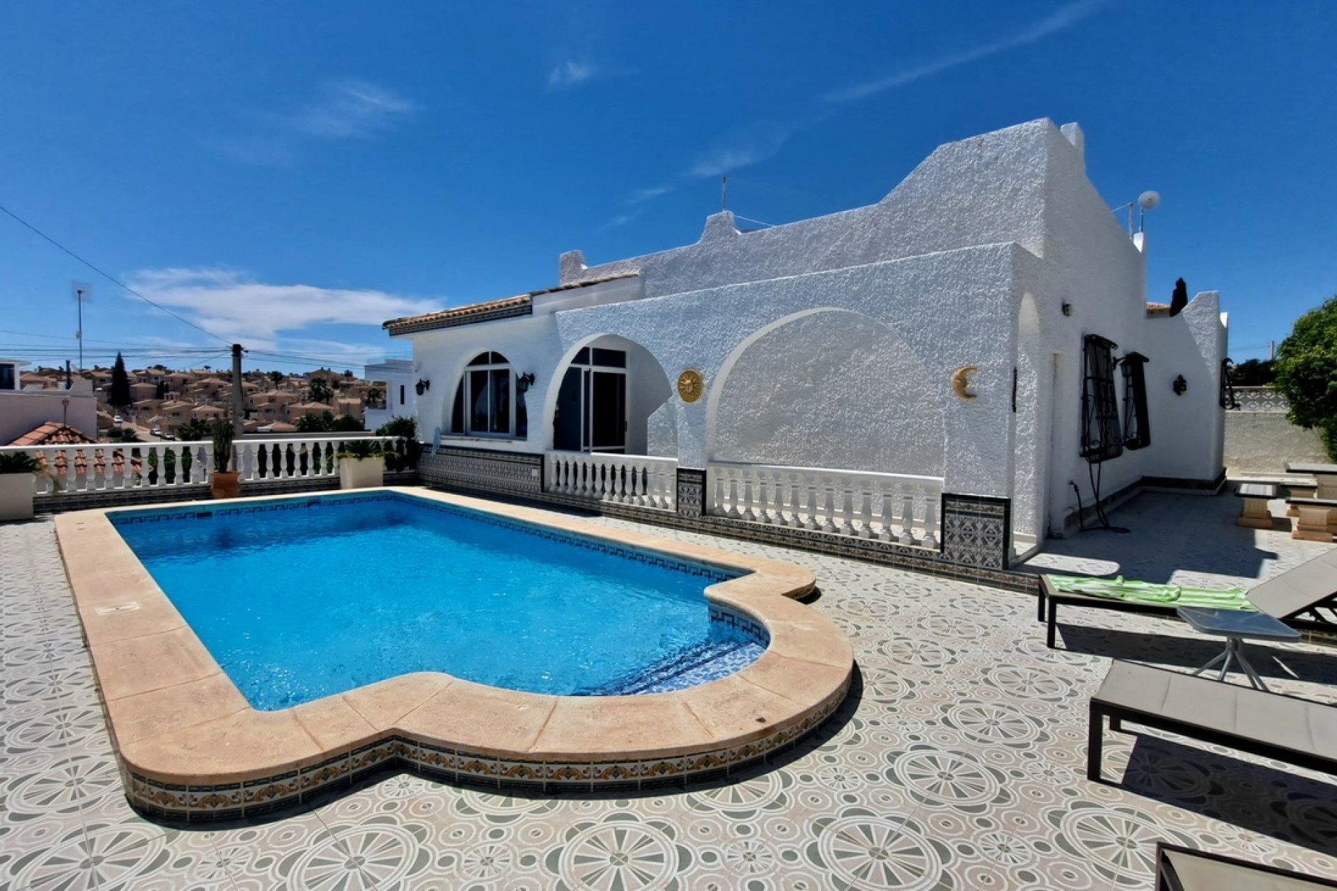 Revente - Villa -
Orihuela Costa - Villamartin